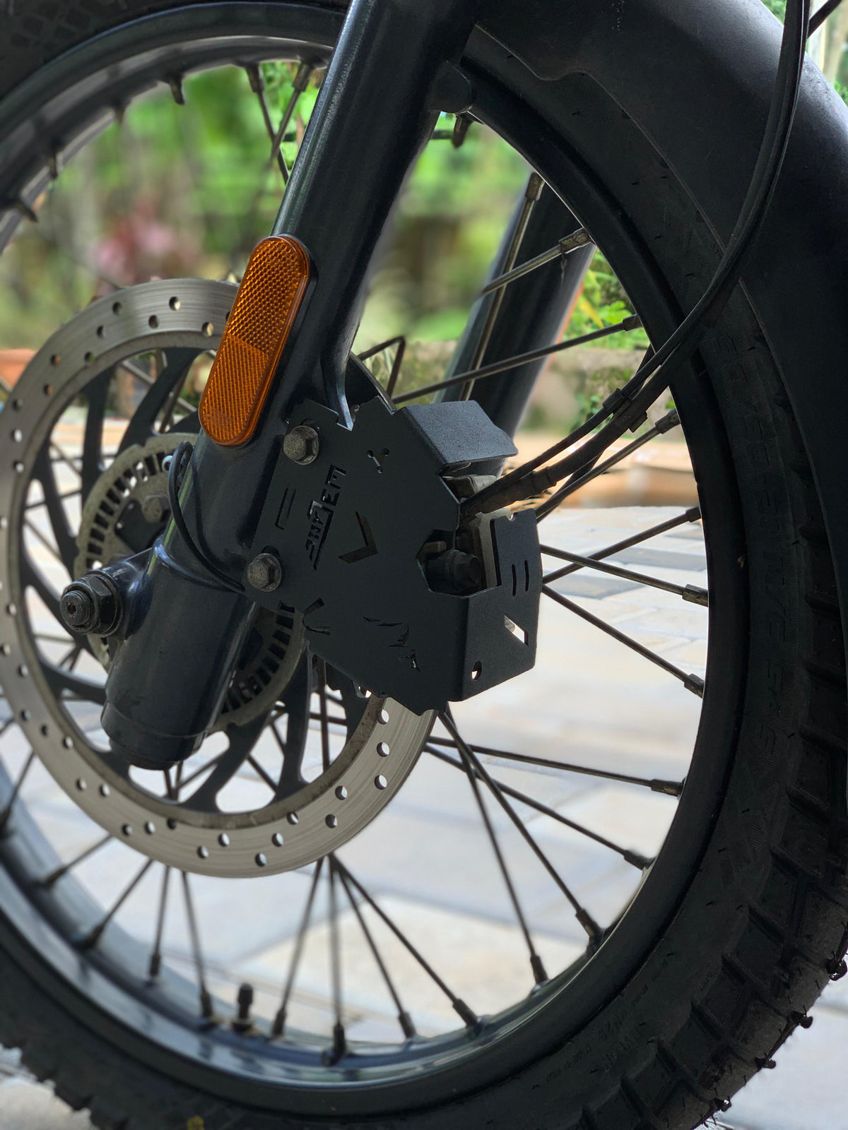 re himalayan 411 front disc guard