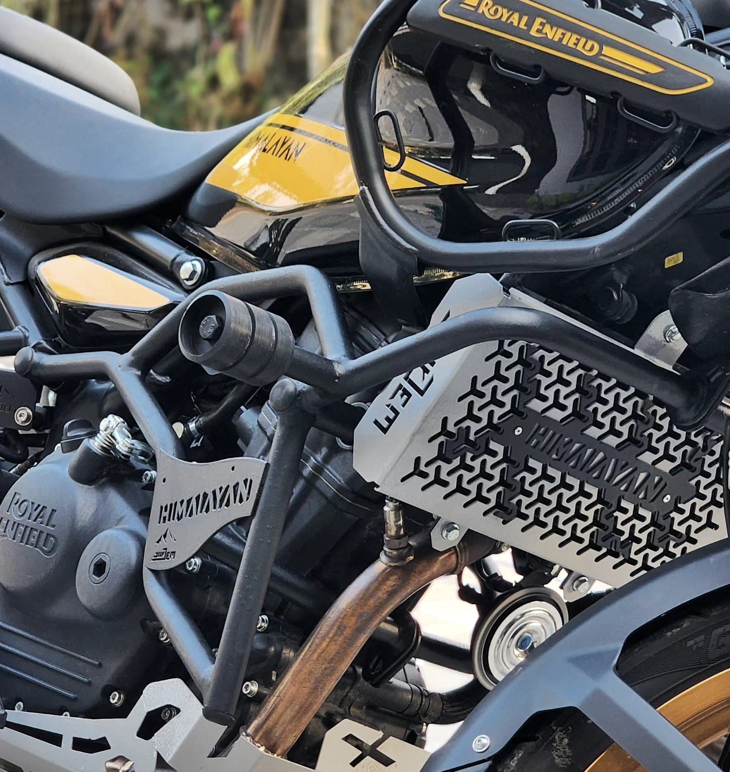 Jorjem Trail edition crash guard for Himalayan 450, featuring durable design and robust protection for off-road riding.