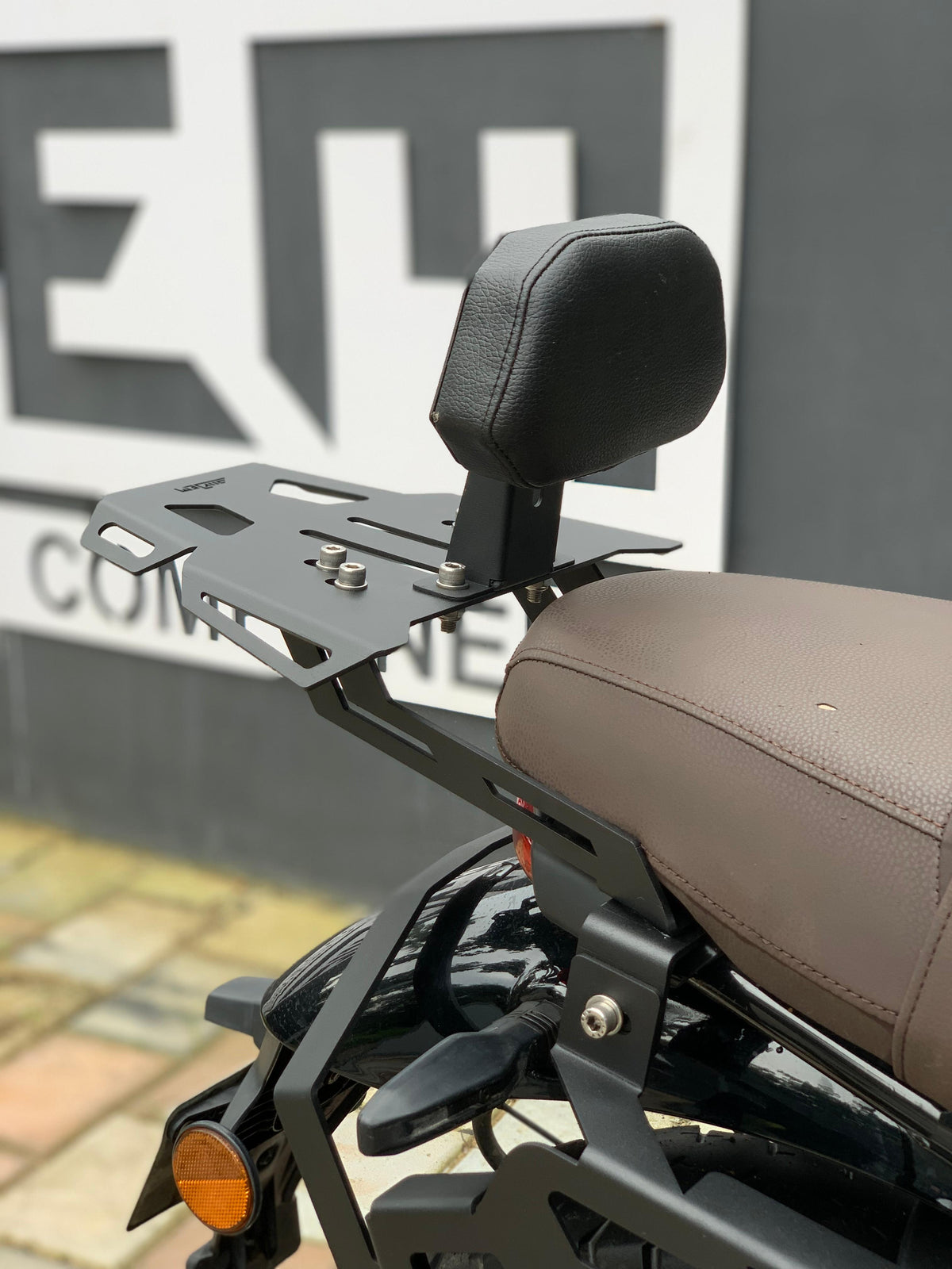 backrest for ronin