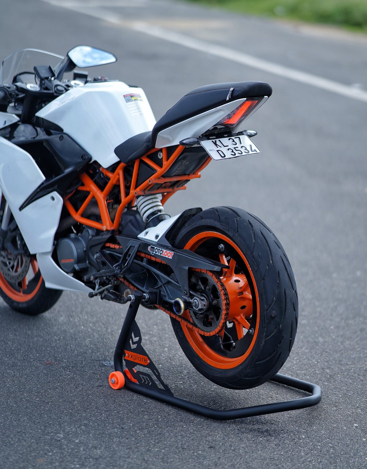 Explore Marvel Edition universal bike paddock stand with spool and swingarm lift holders, designed for motorcycle maintenance.