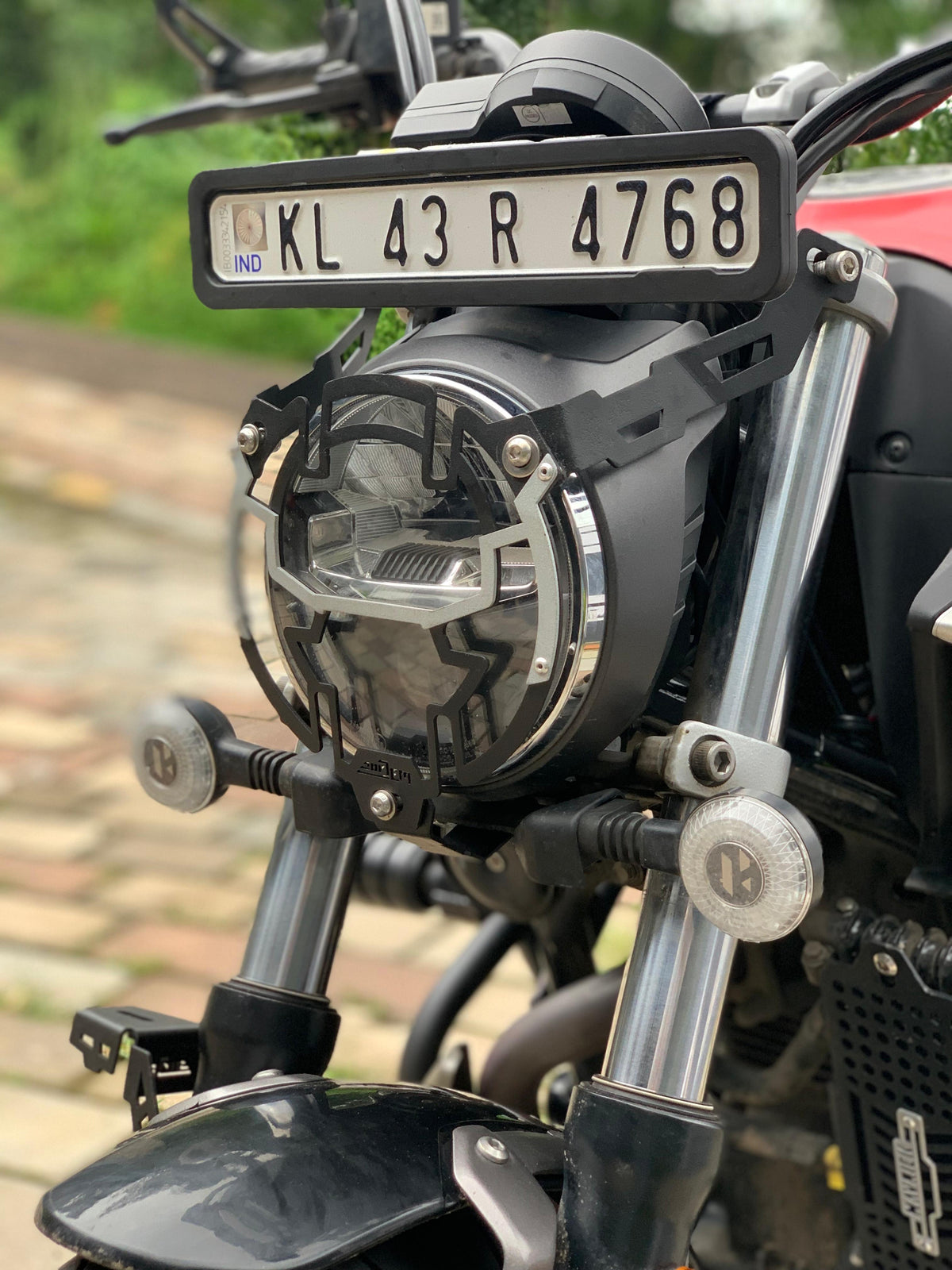  Headlight Grill FOR Hero Mavrick 440