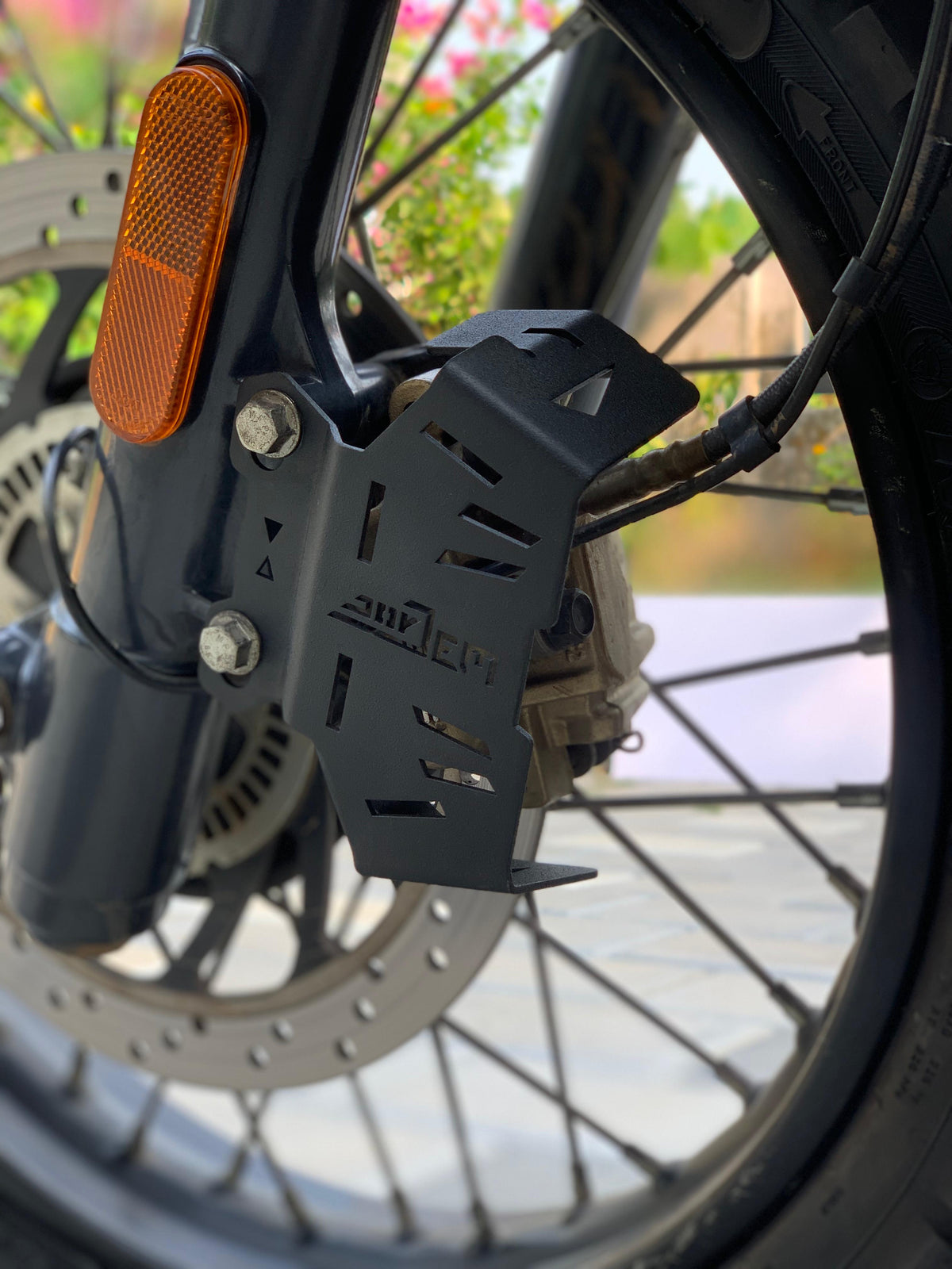 himalayan scram 411 accessories