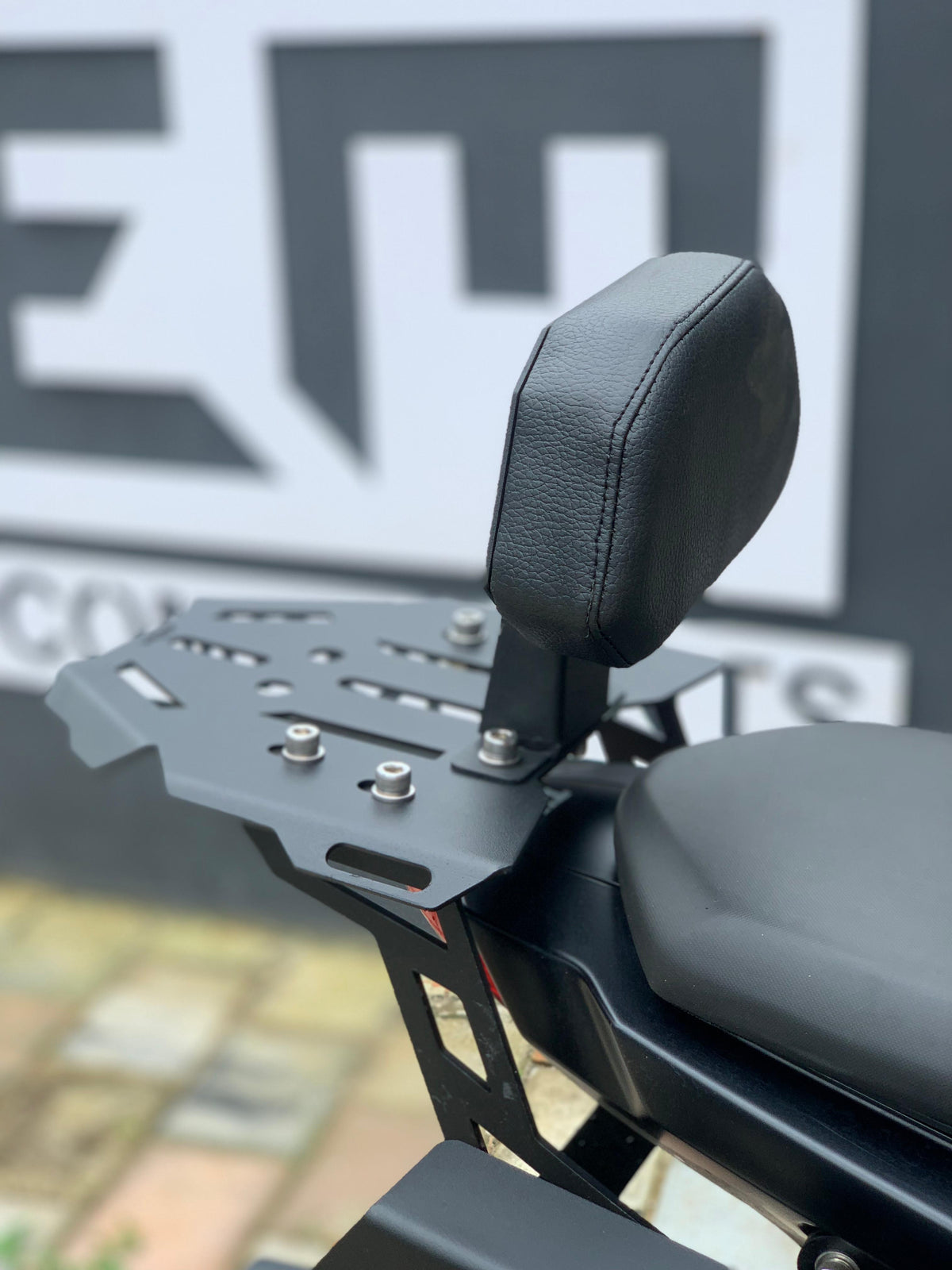 rtr 310 back rest