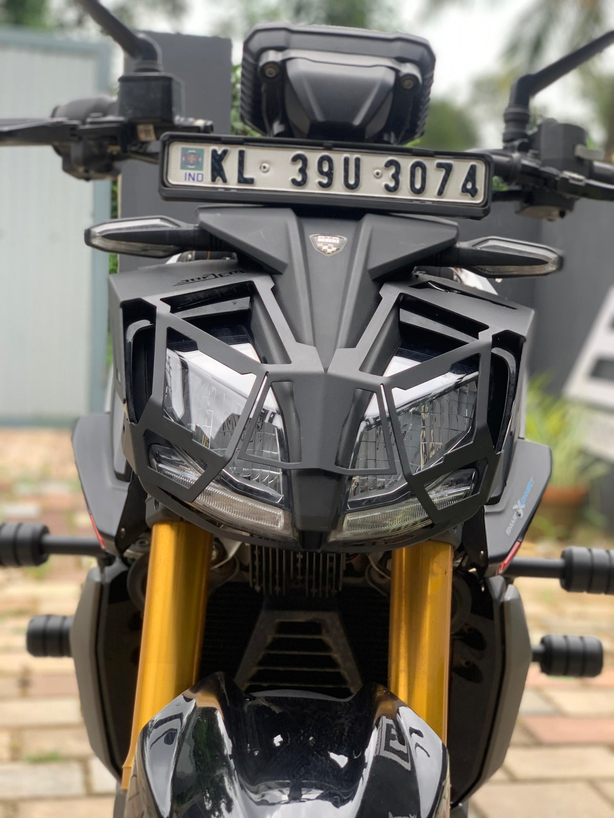 rtr 310 headlight grill