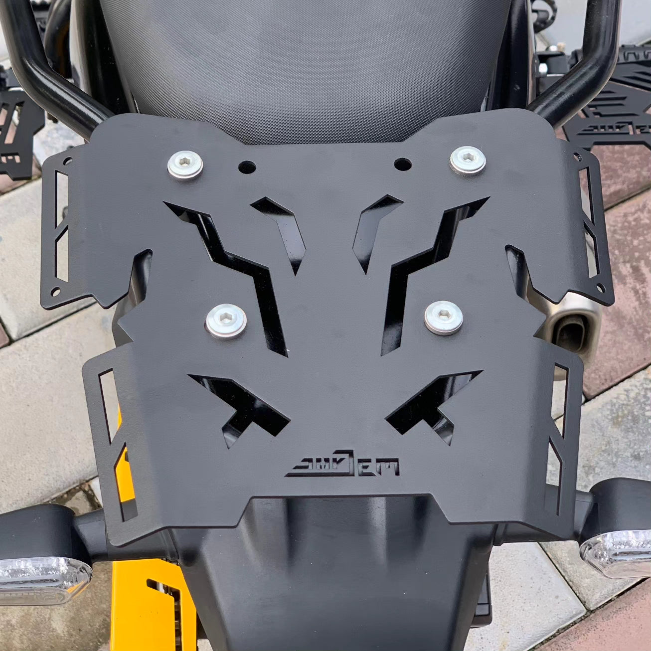 royal enfield himalayan 450 luggage plate