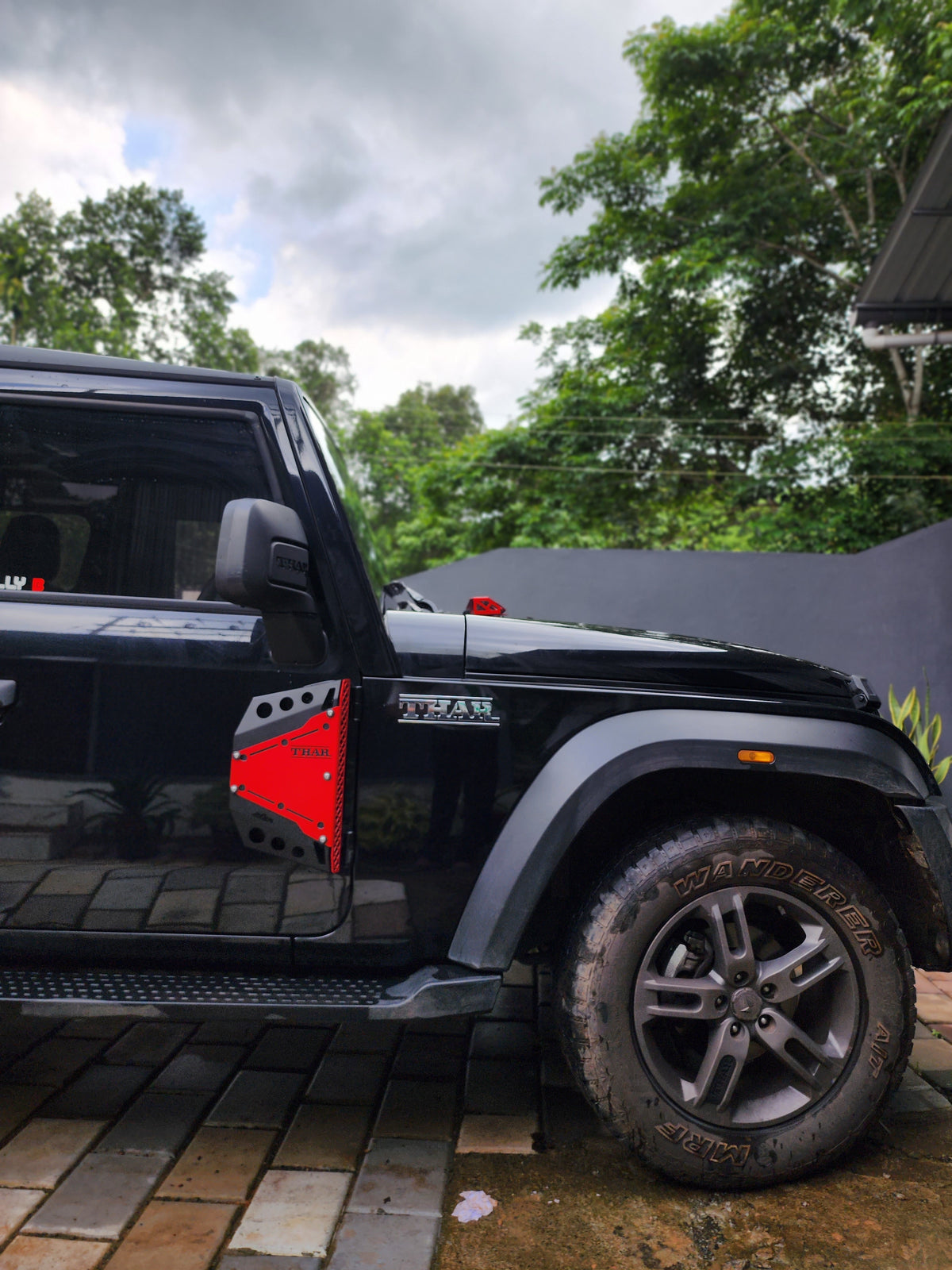 Thar 3&5 door hinge fender cover [pair of 2] - Jorjem international pvt ltd